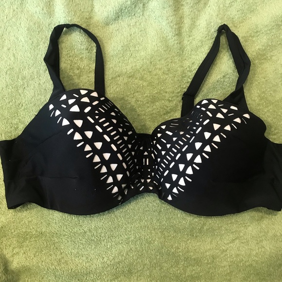 40dd swim top